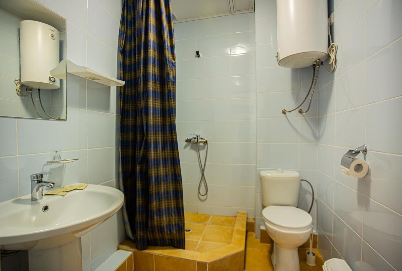 Hotel Nikopoli On Vodopadnaya 21А New Athos ภายนอก รูปภาพ