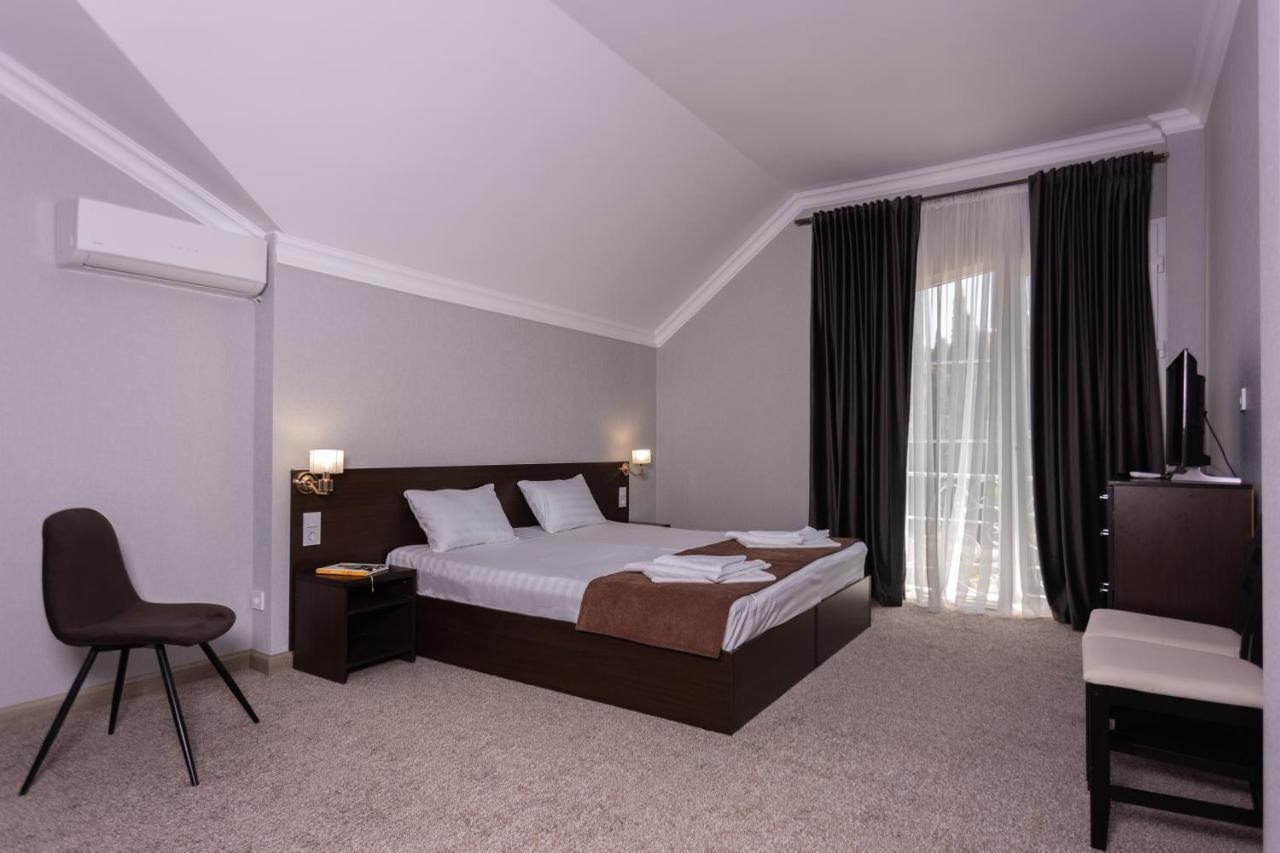 Hotel Nikopoli On Vodopadnaya 21А New Athos ภายนอก รูปภาพ