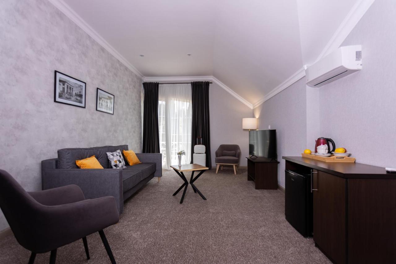 Hotel Nikopoli On Vodopadnaya 21А New Athos ภายนอก รูปภาพ