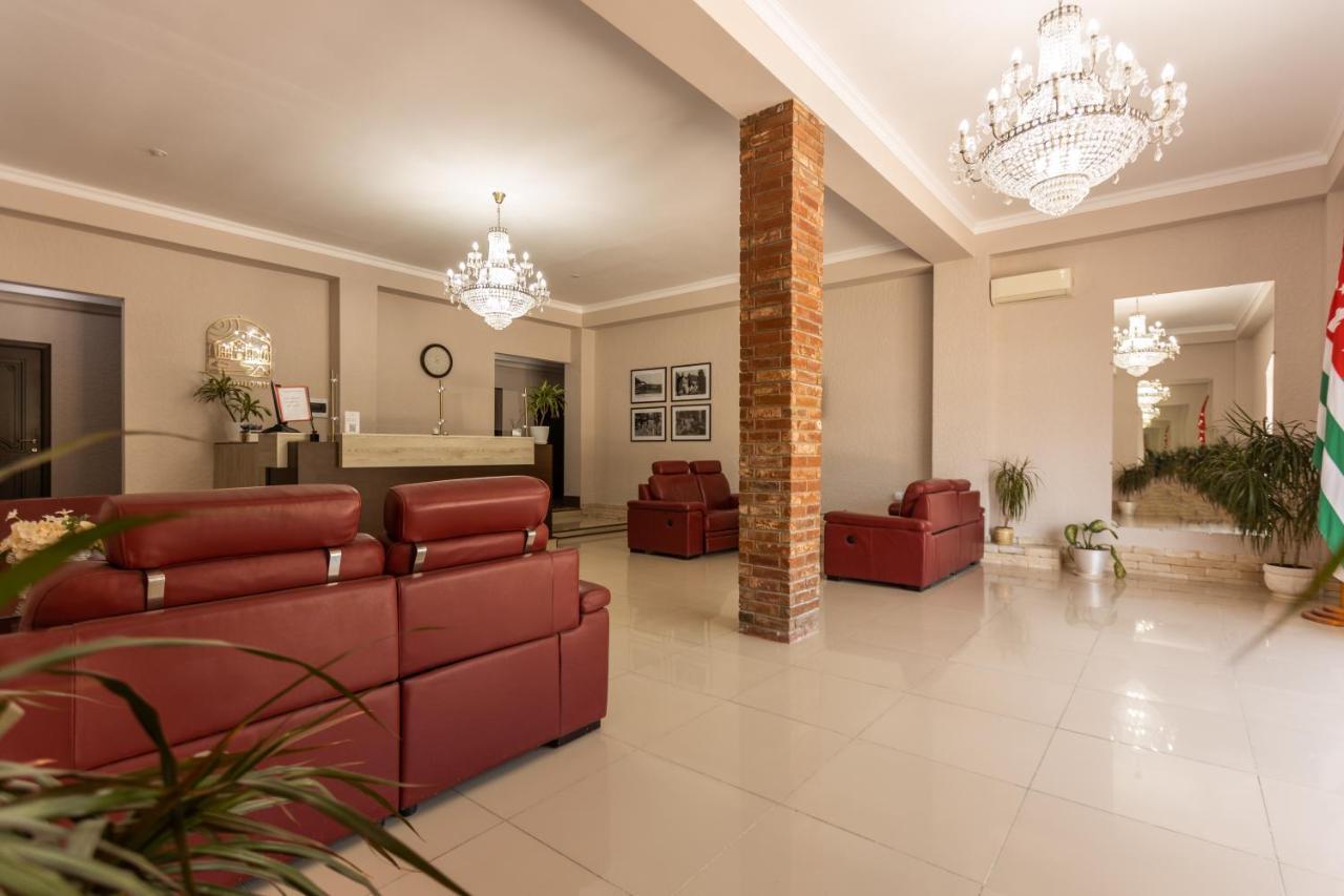 Hotel Nikopoli On Vodopadnaya 21А New Athos ภายนอก รูปภาพ